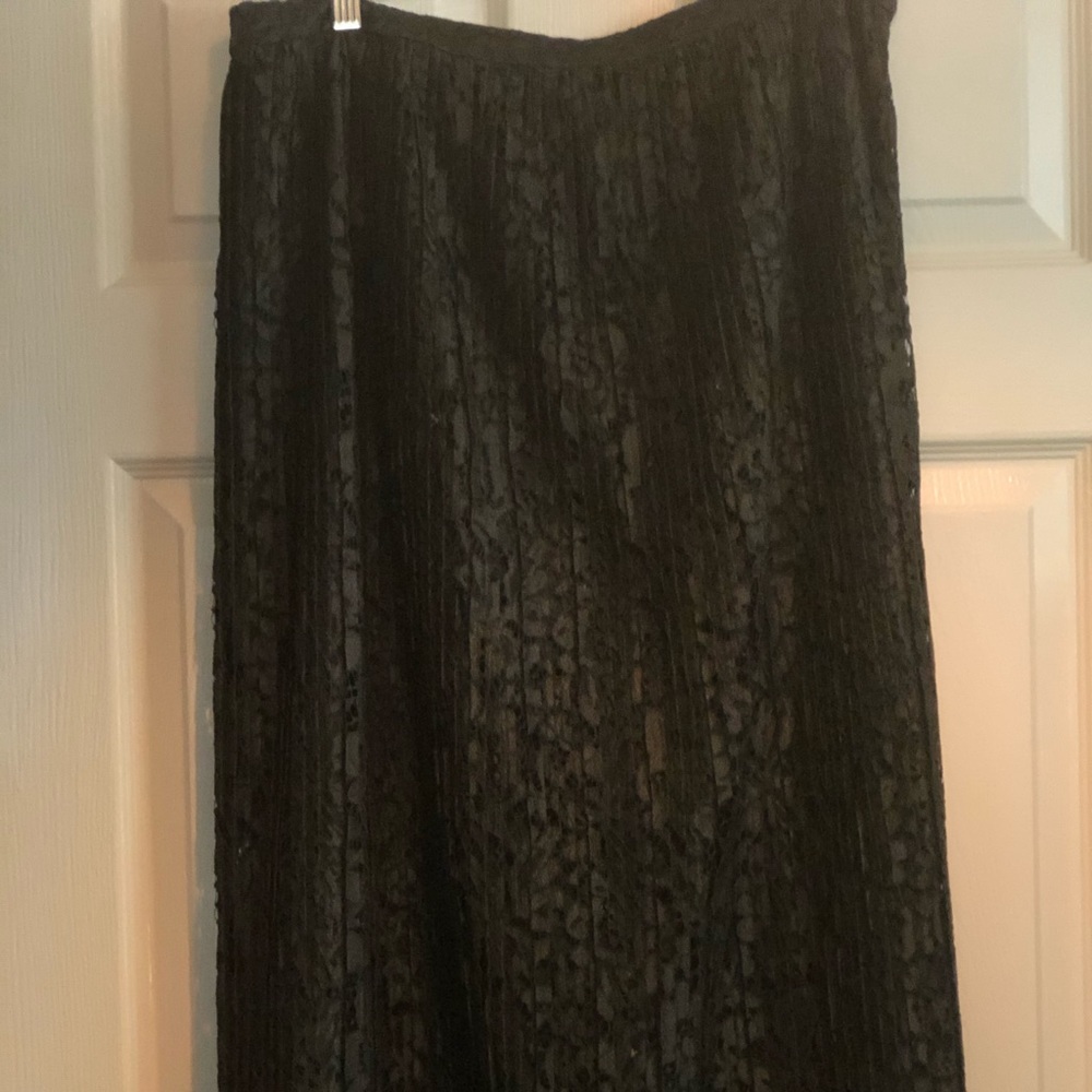 Banana republic maxi skirt. 8 charcoal lace.